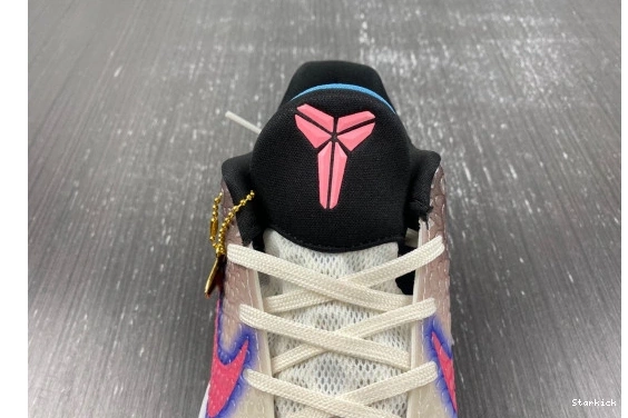 869457-00 6 Protro  Kobe Nike 1001